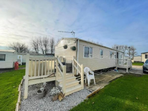 Lovely 10 Berth Caravan With Decking In Yorkshire, Ref 71023G